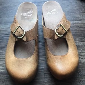 Dansko Mary Jane Buckle Clog Slides Tan Camel EU 38